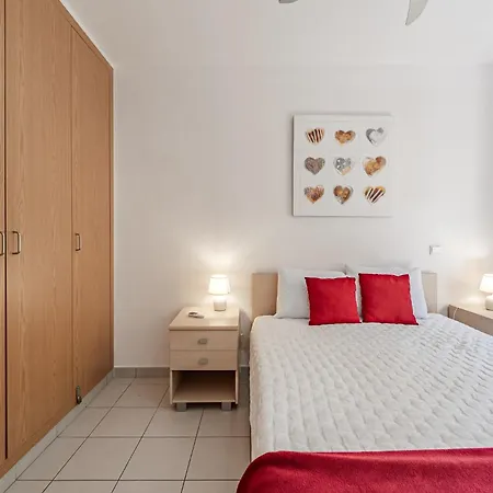Lägenhet Holiday Home Portimao