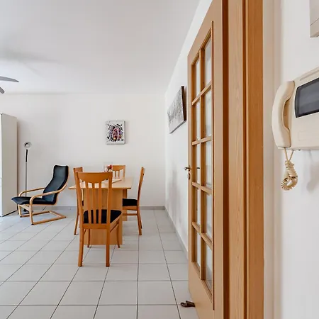 Holiday Home Portimao Портіман