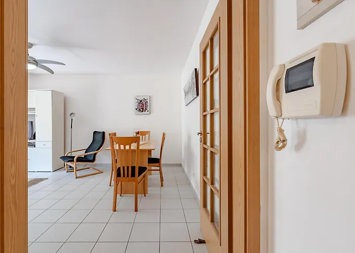 Holiday Home Portimao ポルティマン